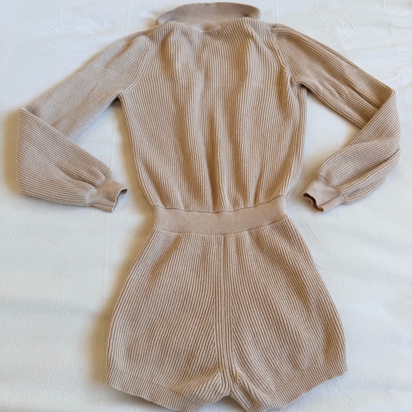 Weekend Stories Prague Knit Romper in Soft Sand - Picture 9 of 9